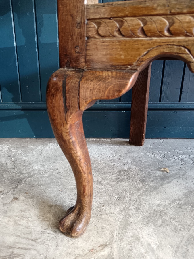 Small Georgian two seater oak Settle Bench (5).jpg